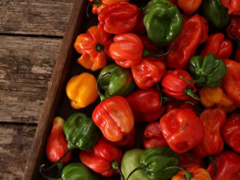 8 Best Substitute For Scotch Bonnet Peppers